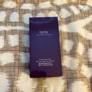BRAND NEW Tarte Amazonian Clay 12-Hour Foundation (Medium Beige)
